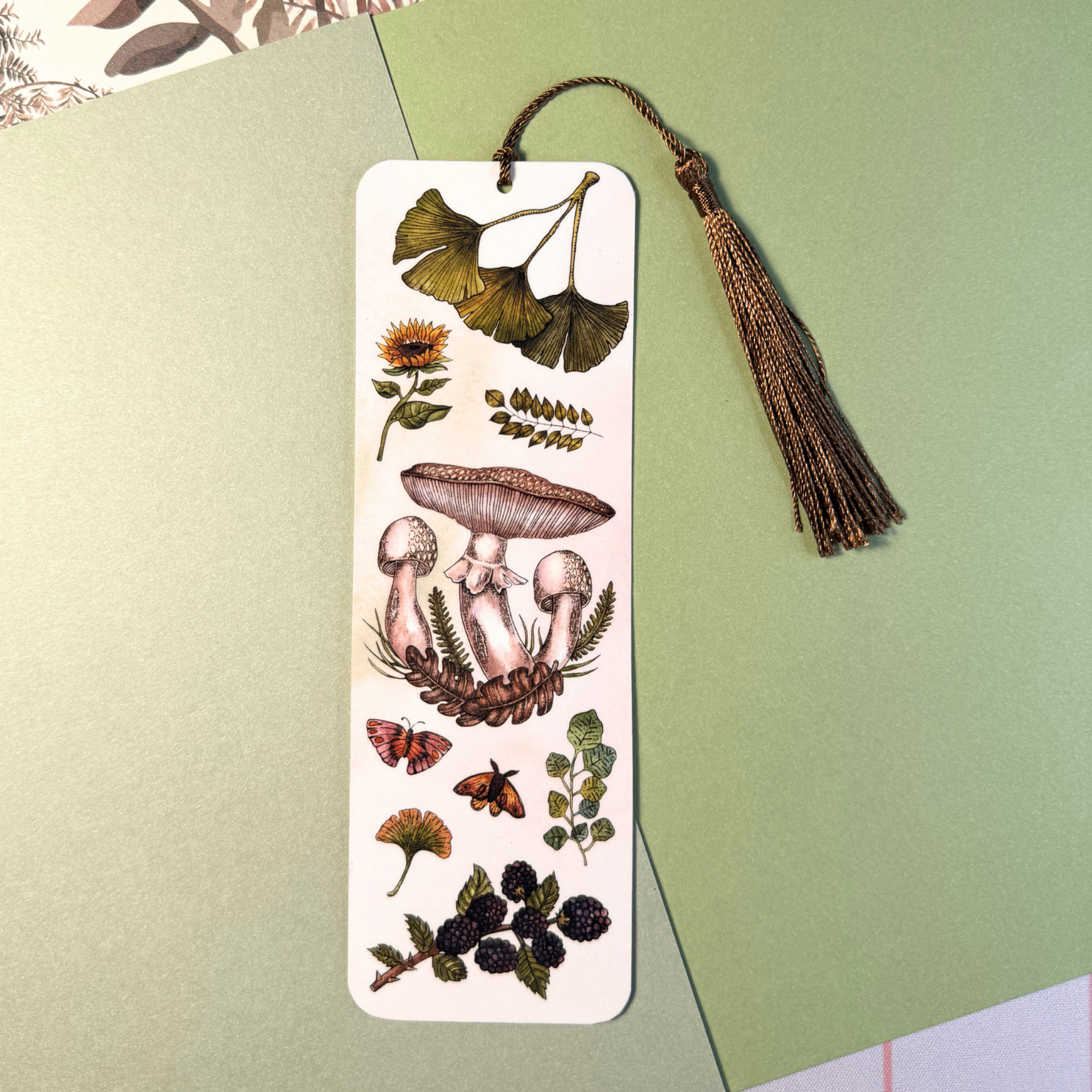 The Color Red – Printable Junk Journal Kit (32 Pages)