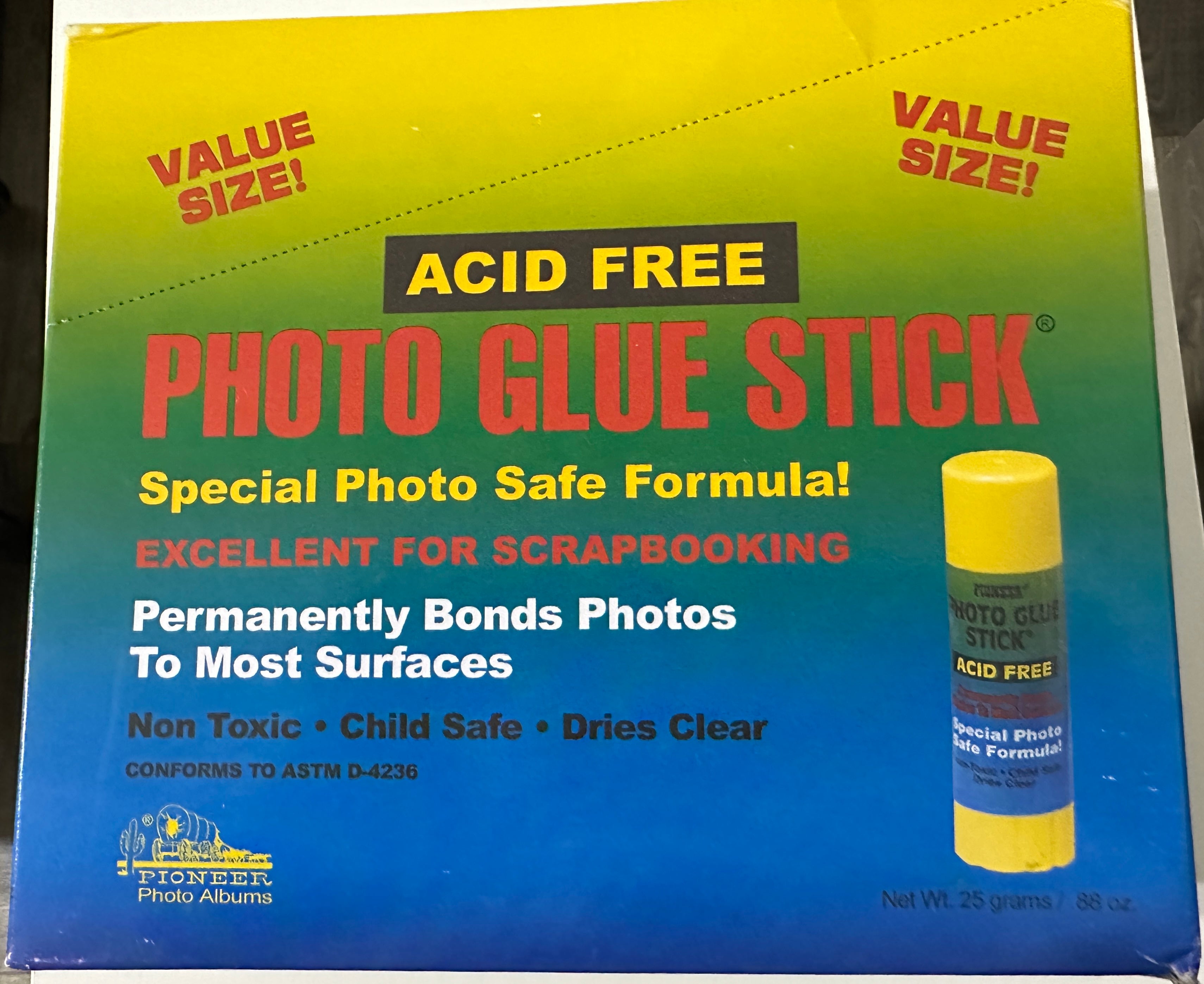 New Pioneer Photo Glue Sticks 12 pack