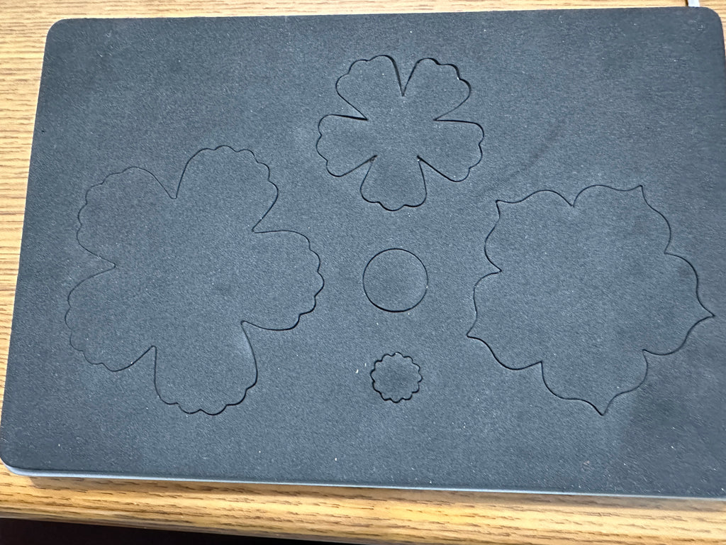 From Melina's Craft Room - Destash Fun Flowers Die