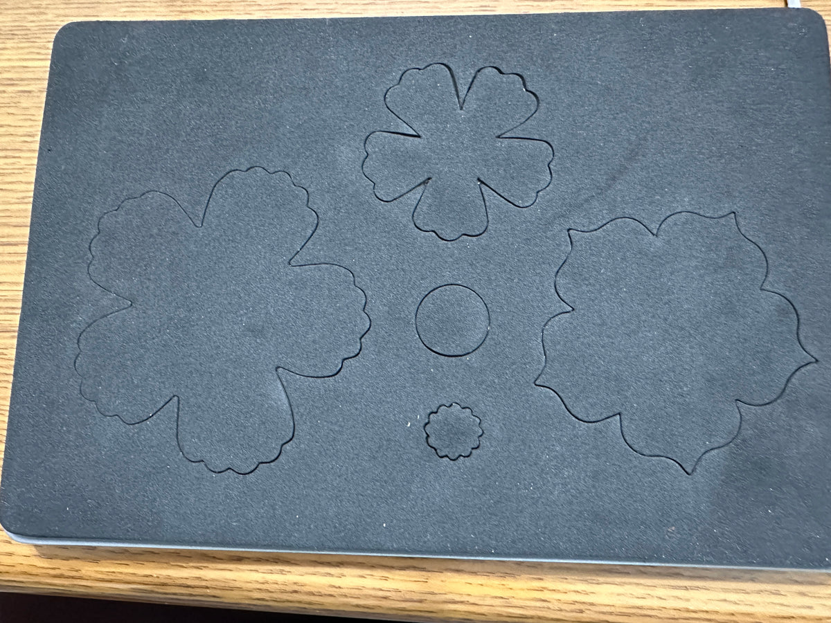 From Melina's Craft Room - Destash Fun Flowers Die