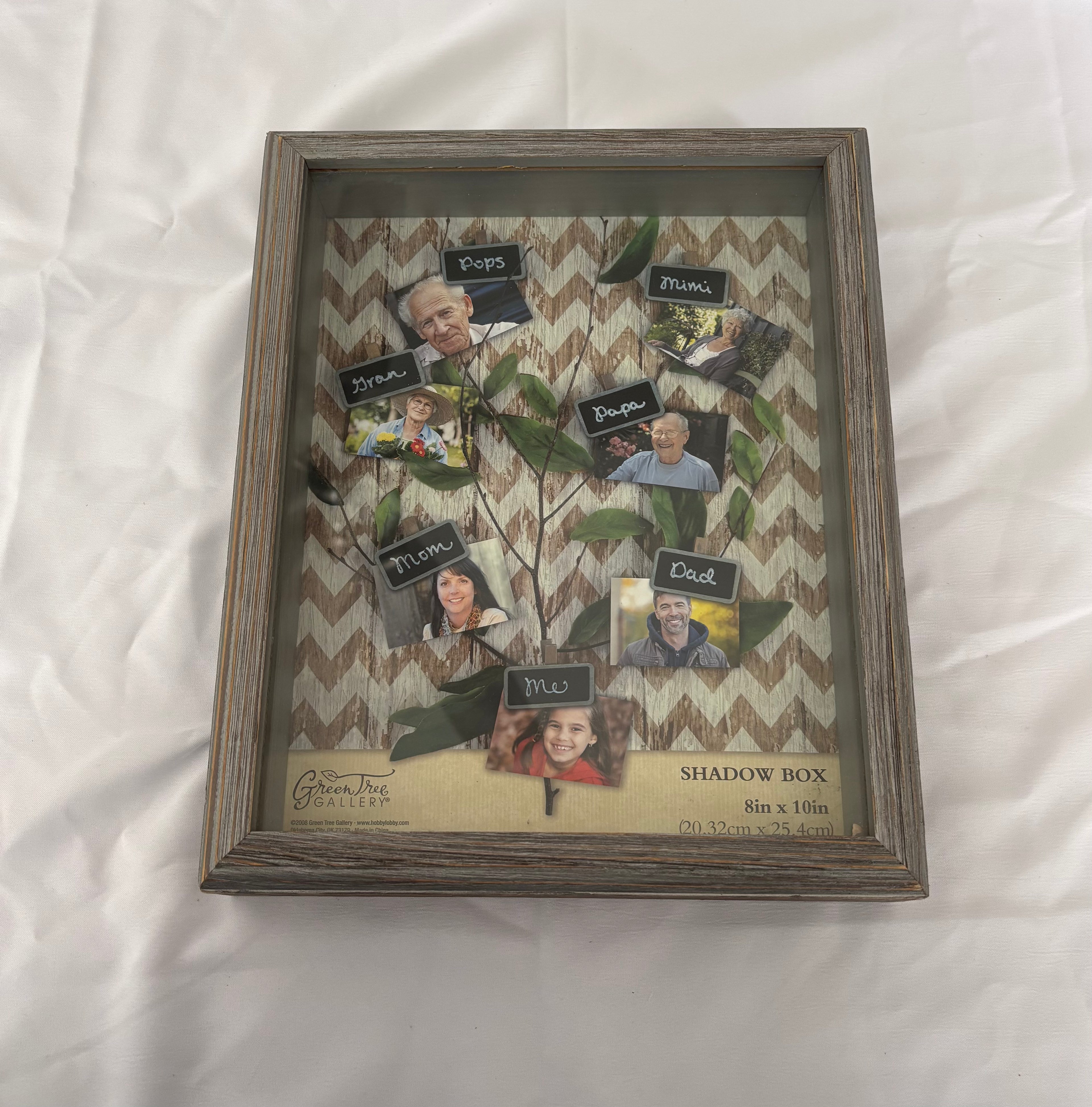 DESTASH - Shadow box never used 8"x10"