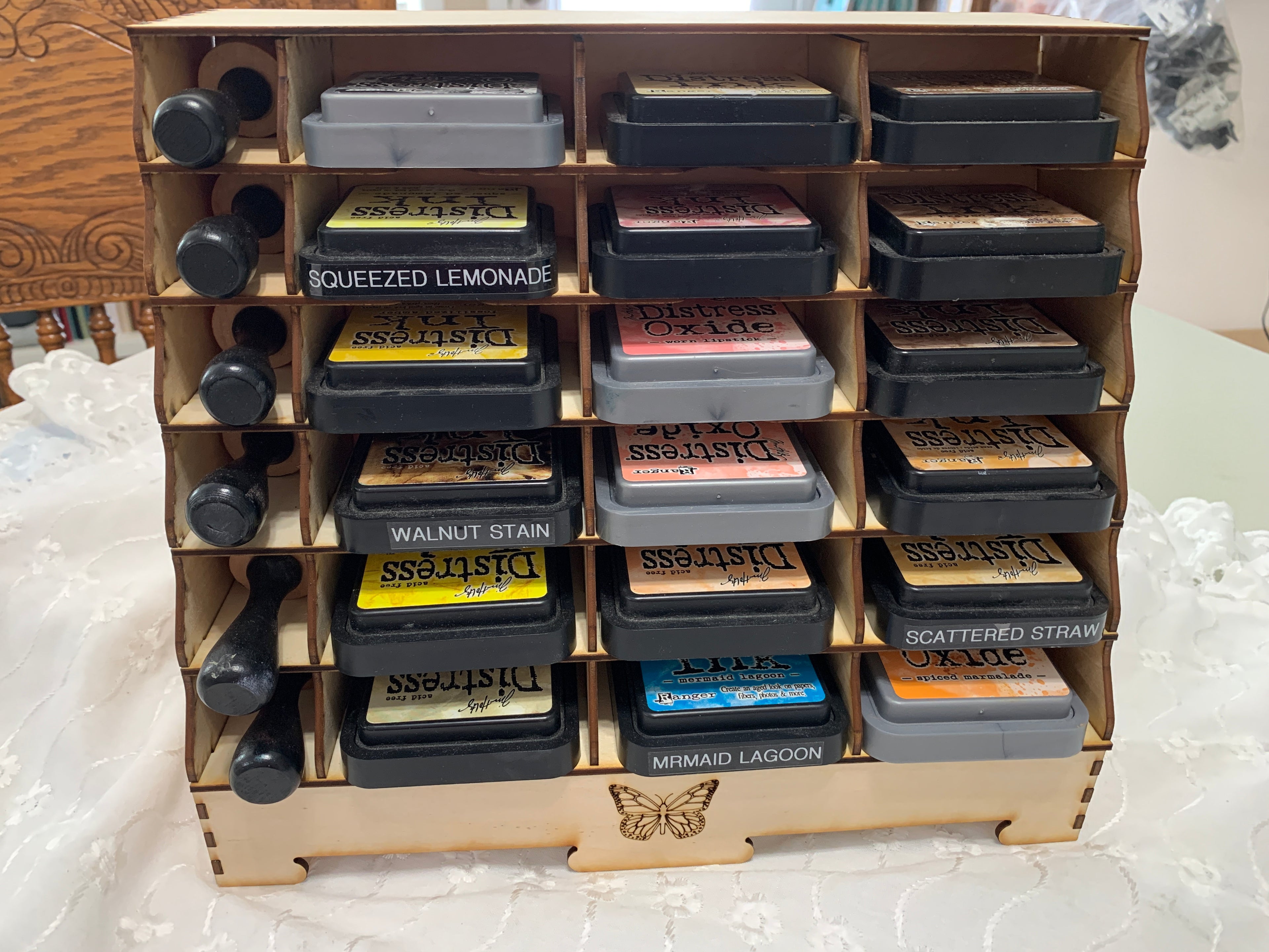 E's Ink Tower  by B & E Designs ~ holds 18 ink pads any style and 6 blending tools w/assembly instructions