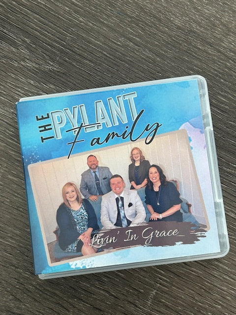 THE PYLANT FAMILY SPECIAL USB - "LIVIN' IN GRACE" 2023