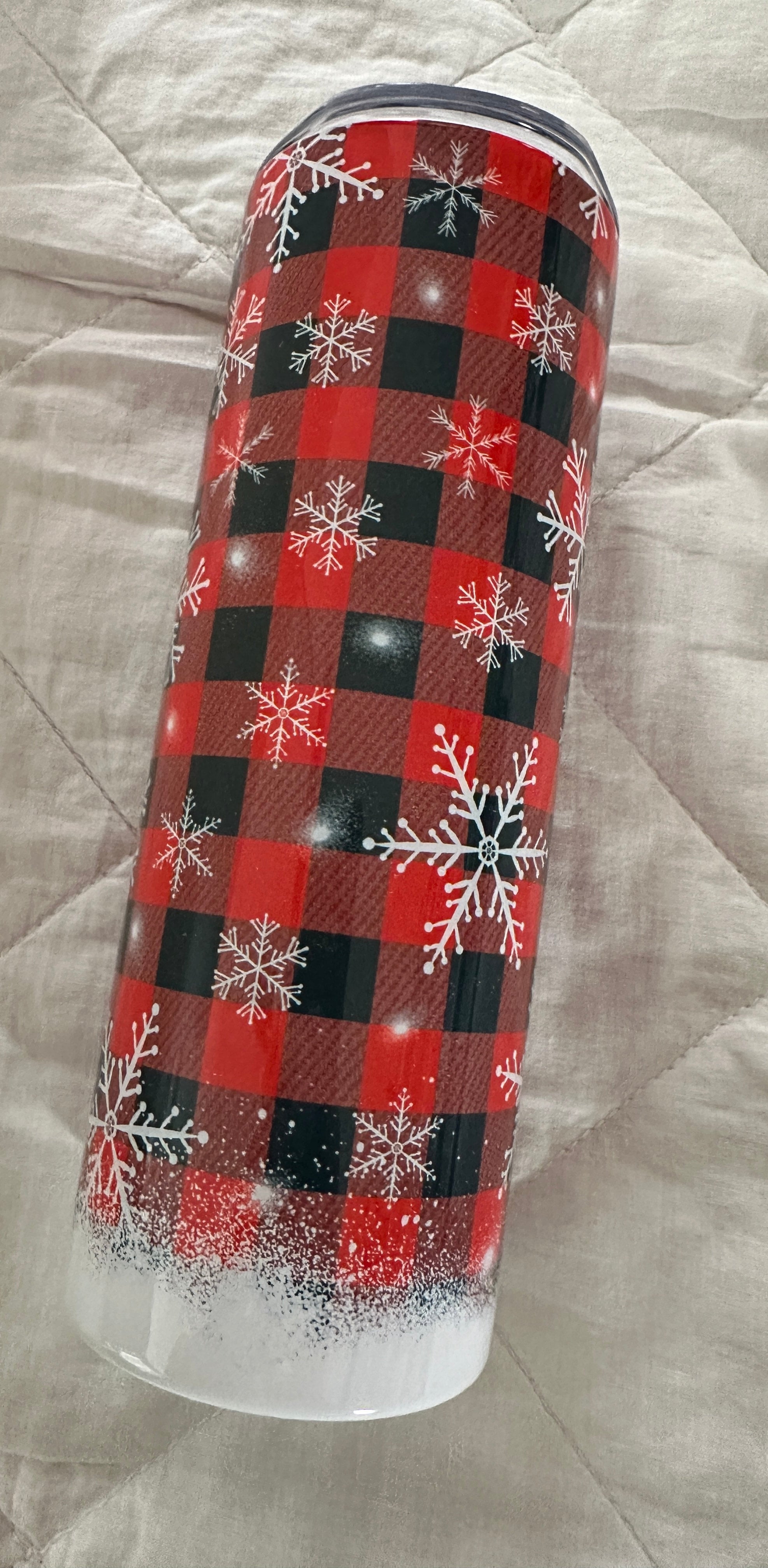 Black and Red checked with snow 20 oz tumbler, metal straw and cleaner